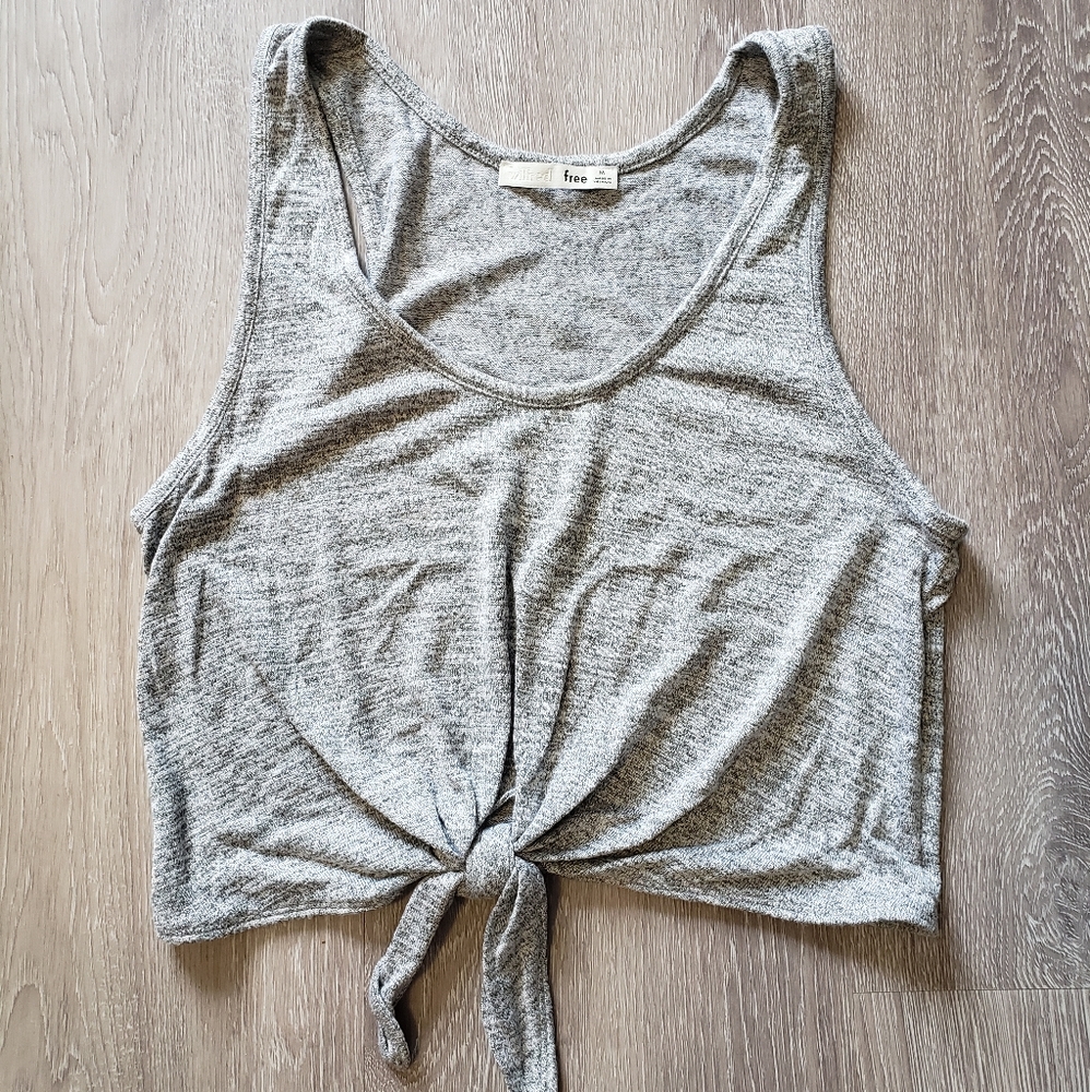 Aritzia Wilfred Free Betsy Tank